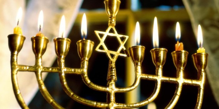 1920x1440 Holiday Lights Wallpaper - Brand Thunder