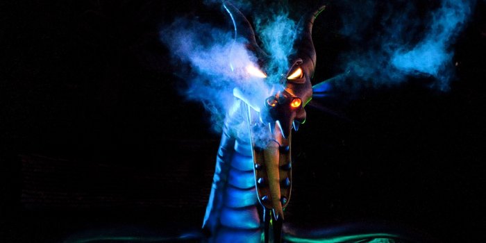 3000x1955 Mouseplanet - Fantasmic Fastpass at Disneyland by Adrienne Vincent