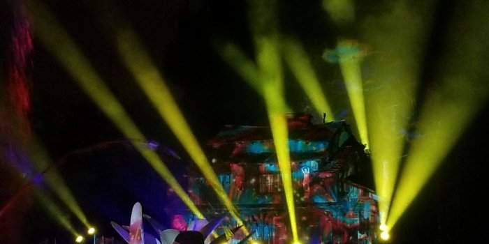 1024x768 Disneyland #Fantasmic – The Geek's Blog @ disneygeek.com