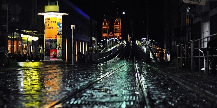 2560x1600 60+ Rainy Downtown Wallpapers - Download at WallpaperBro