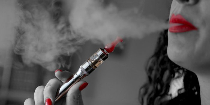 1600x800 BRONCO VAPES - -