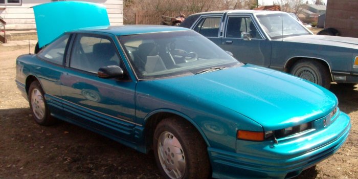 1600x1193 oldsmobile cutlass supreme 1993 wallpaper - Auto-Database.com