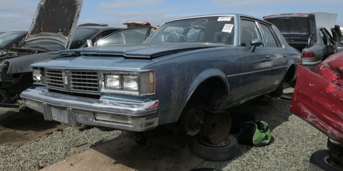 1600x900 Junked 1987 Oldsmobile Cutlass Supreme Photo Gallery - Autoblog