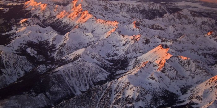 1920x1200 Mountain Range ❤ 4K HD Desktop Wallpaper for 4K Ultra HD TV • Dual