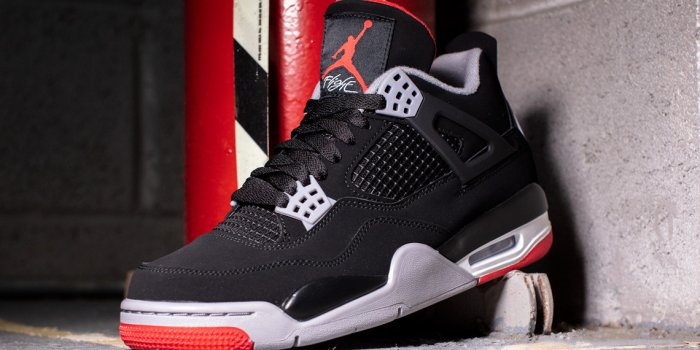 1140x800 The Air Jordan 4 “Bred” With Nike Air Is Finally Releasing This