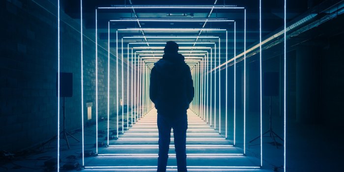 2048x1536 Wallpaper Wavelength, LED lights, Canary Wharf, 4K, 8K, Photography