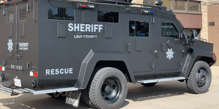 1024x768 New Linn County Sheriff Department armored rescue vehicle to assist