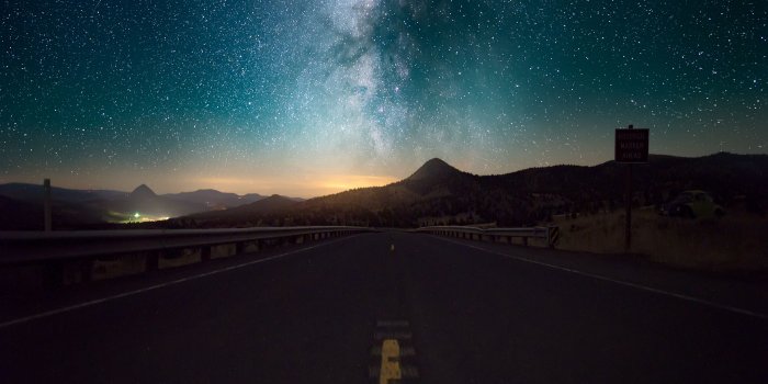3840x2400 Download wallpaper 3840x2400 starry sky, horizon, night, road 4k