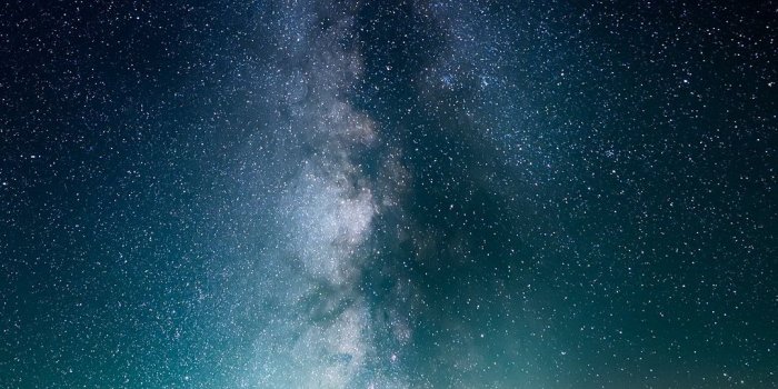 1080x1920 Starry Sky Horizon Night Road Wallpaper - [1080x1920]