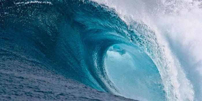 2560x1707 Ocean Waves Wallpaper HD