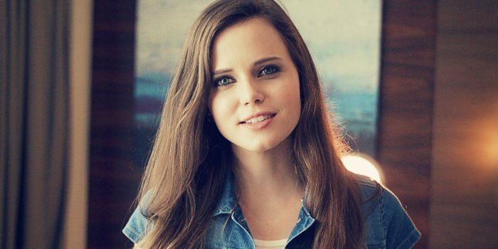 1920x1080 Tiffany Alvord Desktop Wallpaper 06434 - Baltana