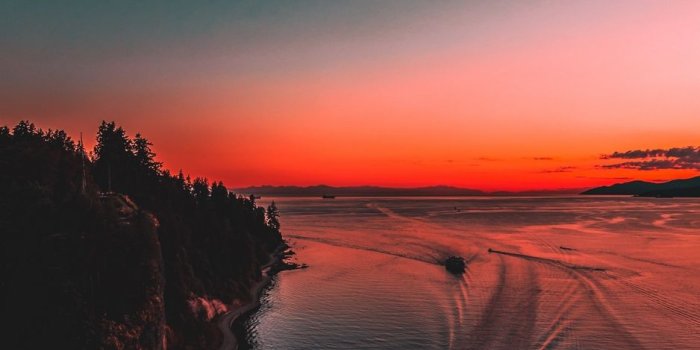 938x1668 Download wallpaper 938x1668 yacht, sea, sunset, skyline, sky