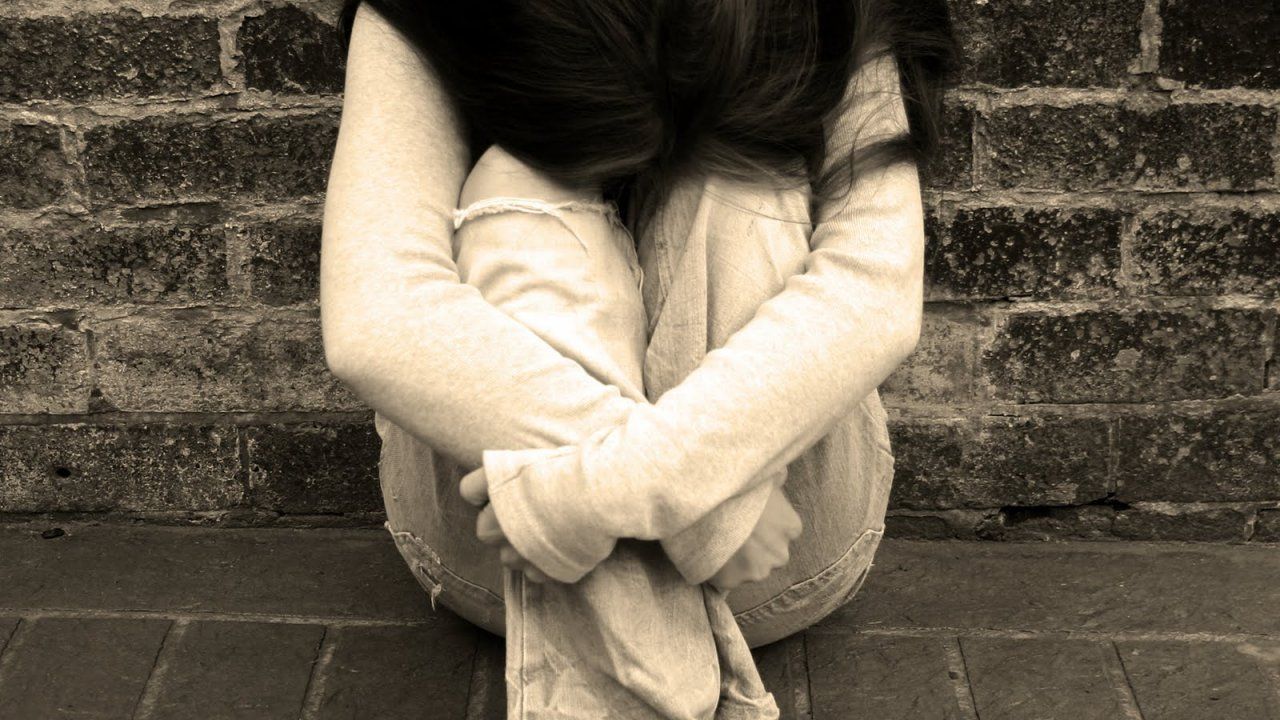 1280x720 Sad, Alone, Missin, U, Couple, Love, Cute, Girls, Emotional