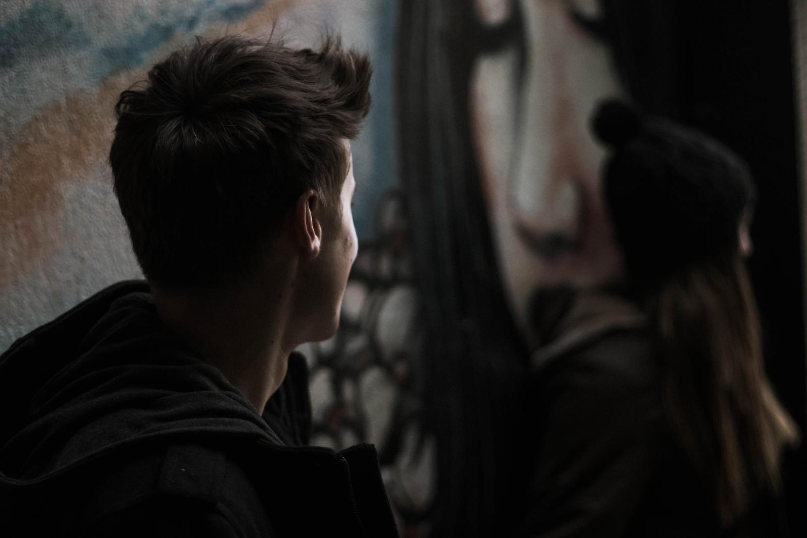 6000x4000 Girl Leaved Boy Alone After Breakup - Sad Couple, Hd Wallpapers