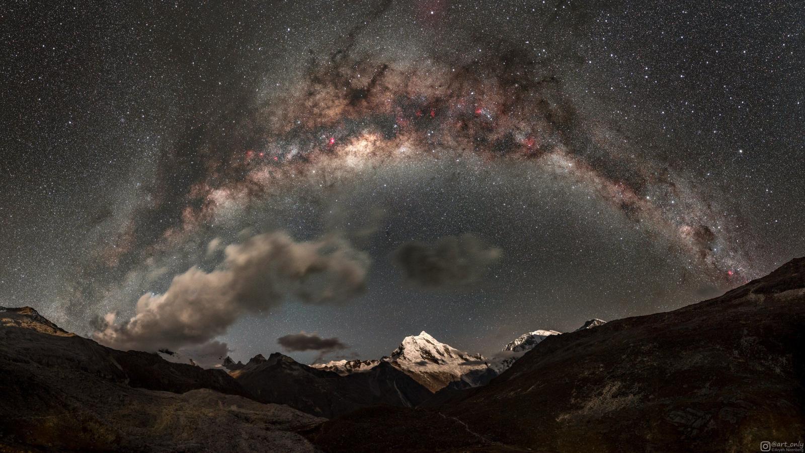 2560x1440 milky 4K wallpapers for your desktop or mobile screen free and easy