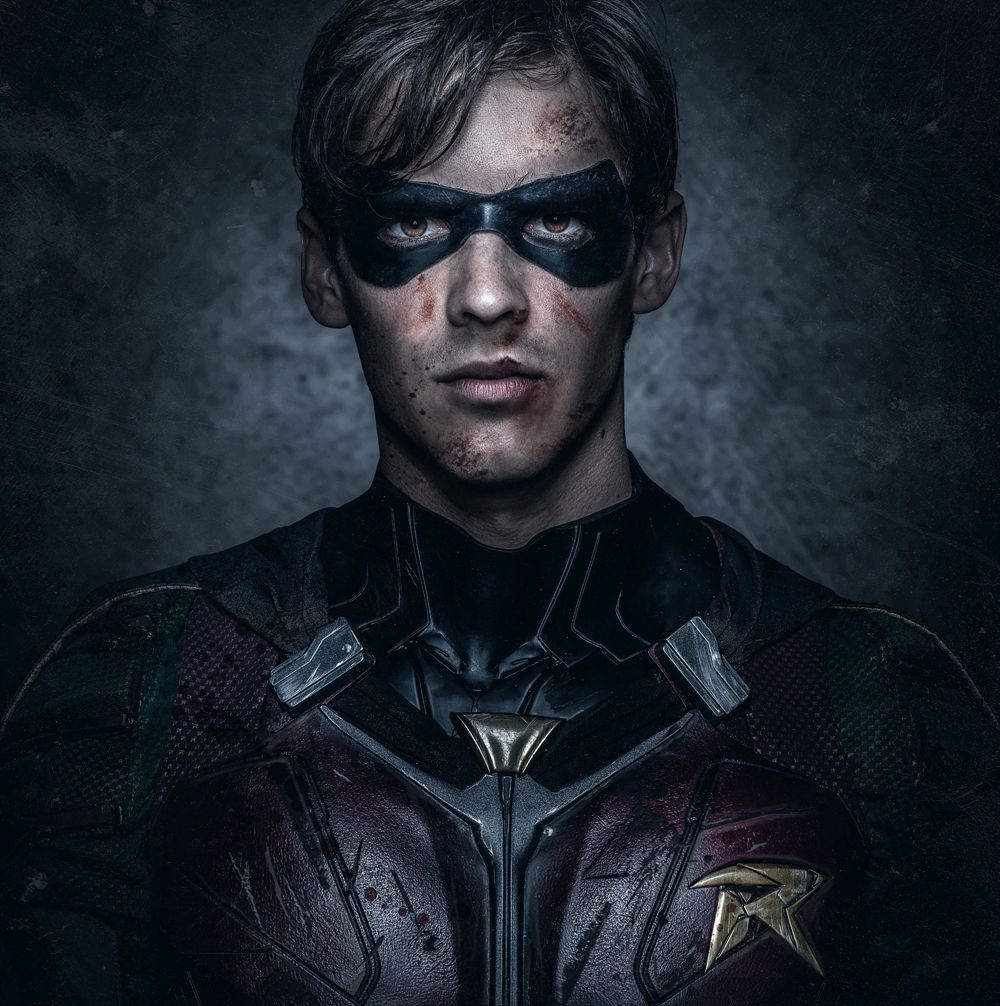1000x1006 New Titans Images Reveal a Gritty Robin in DC Universe Series | Collider