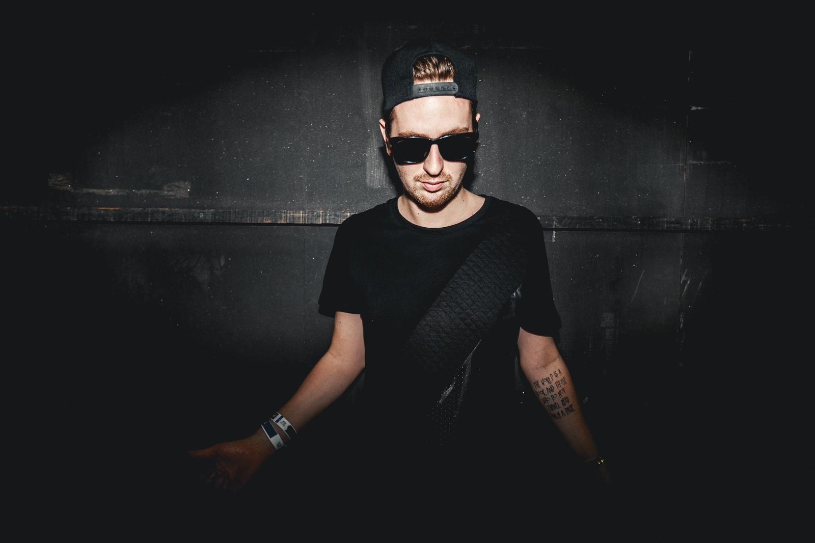 2736x1824 Robin Schulz Wallpapers Images Photos Pictures Backgrounds