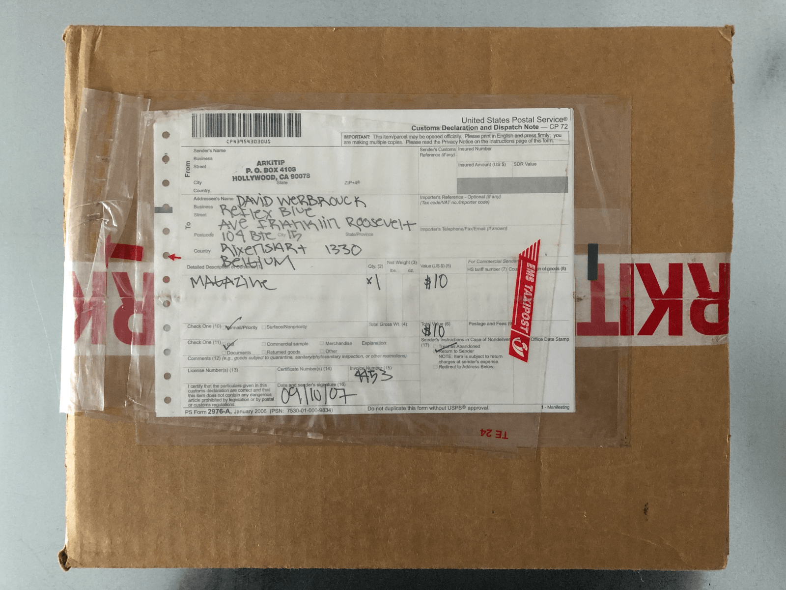 1600x1200 KAWS + INCASE + Arkitip : LapTop + Magazine Skeleton - Brand New, Mint,  With BOX