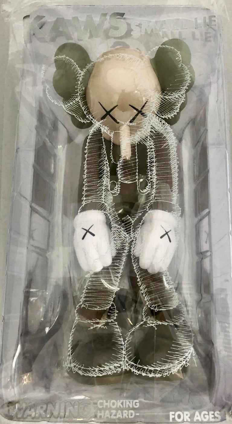 768x1400 KAWS Small Lie Brown (KAWS Companion)