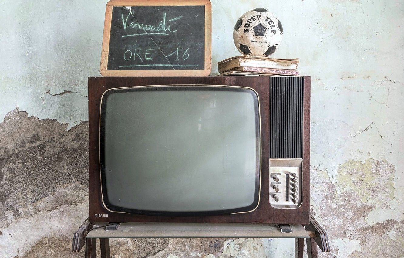 1332x850 Wallpaper wall, the ball, TV images for desktop, section hi-tech