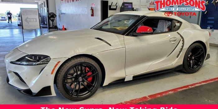 1600x900 2020 Toyota GR Supra 3.0 Premium Launch Edition