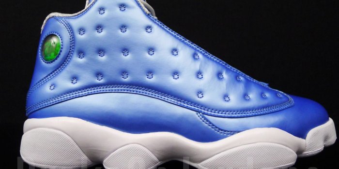 1024x768 Air Jordan XIII (13) Rainbow Pack Sample | SneakerFiles