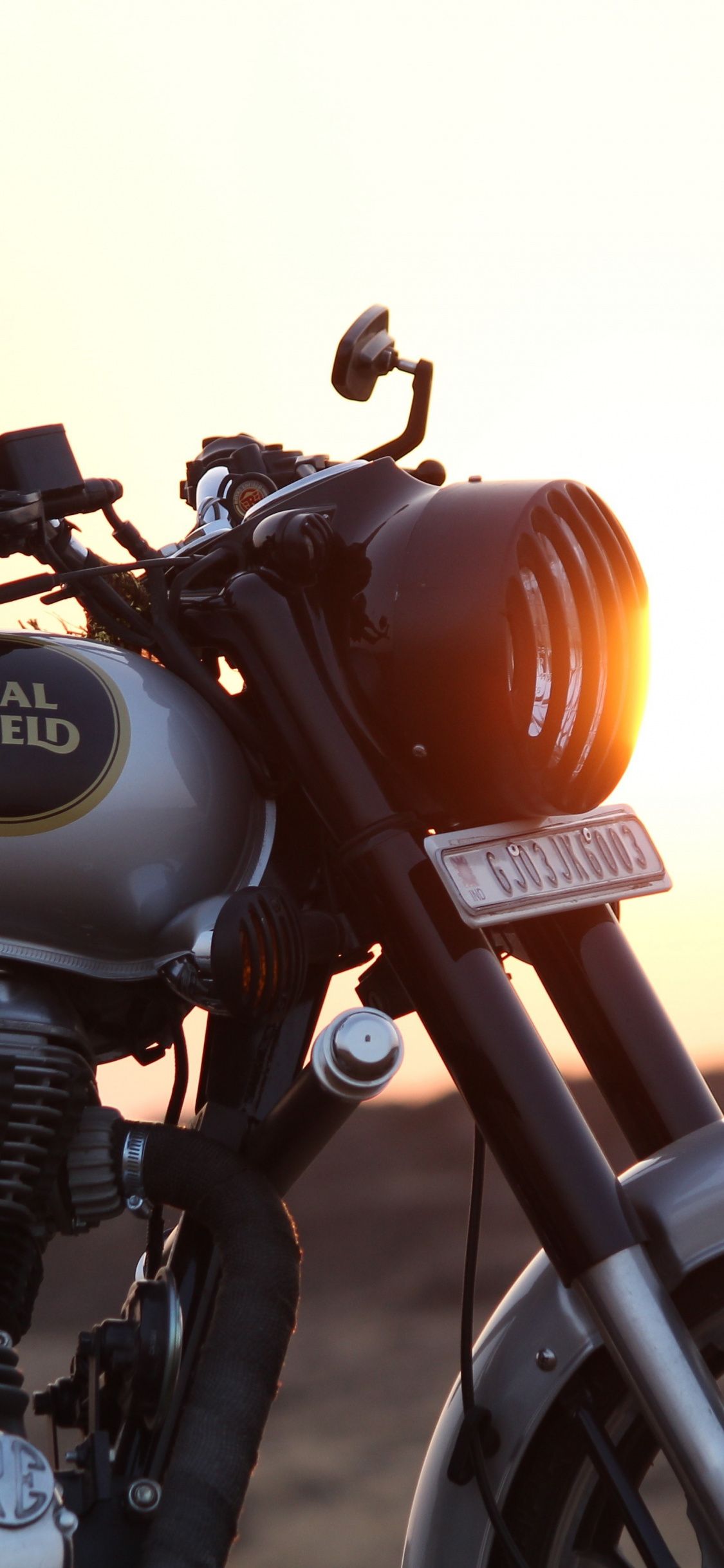 1125x2436 Download 1125x2436 wallpaper royal enfield, motorcycle, iphone x