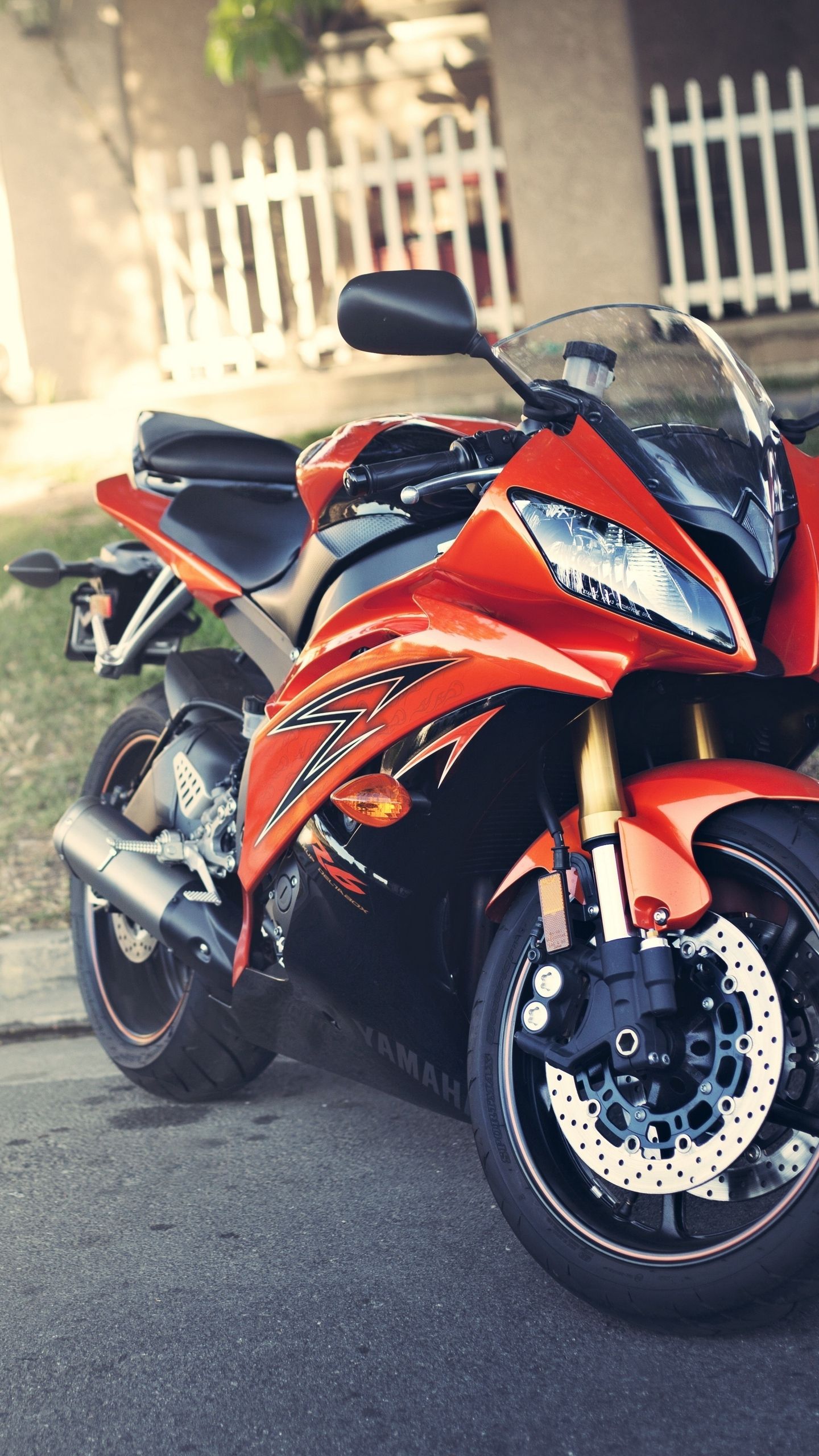 1440x2560 Download wallpaper 1440x2560 yamaha, yzf-r6, red, motorcycle qhd