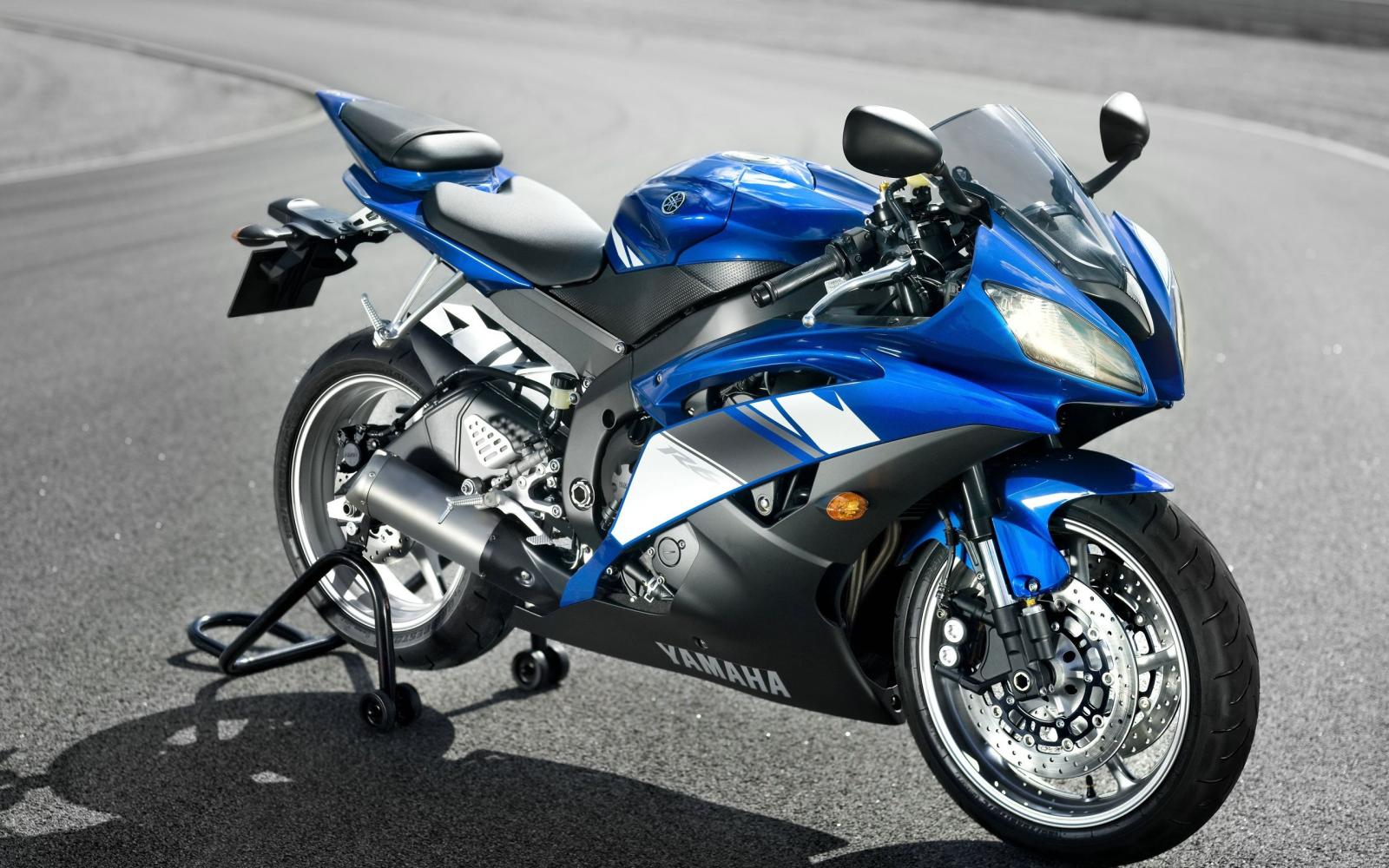 2560x1600 Wallpaper Cool Yamaha Motorcycle YZF-R6 2560x1920 HD Picture, Image