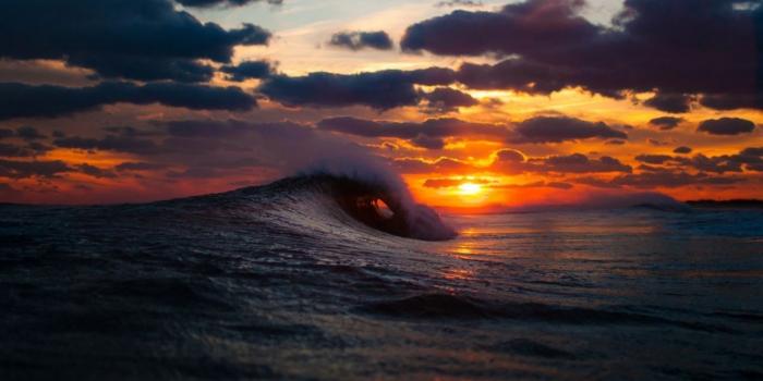1366x768 Download Wallpaper 1366x768 Sea, Surf, Wave, Sunset laptop