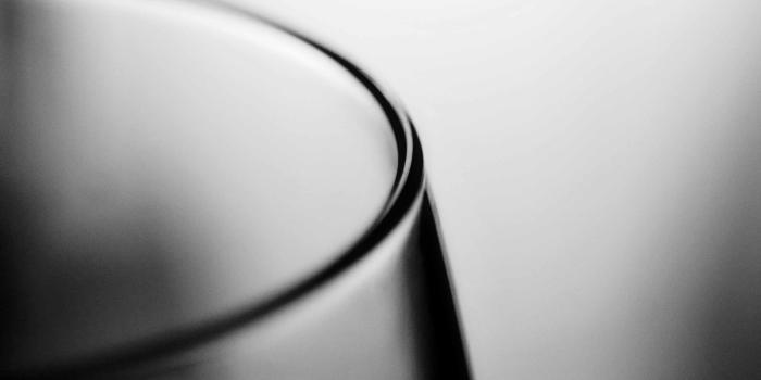 3072x4096 Wine Glass Mobile Wallpaper - Blank Wallpaper For Mobile (#10544