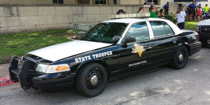 2048x1079 Police car state trooper patrol sheriff highway United States canada