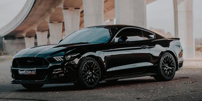 1600x1200 Download wallpaper 1600x1200 ford mustang gt, ford mustang, ford