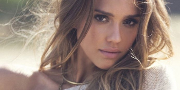 1242x2208 hf73-jessica-alba-pure-sexy-actress-wallpaper