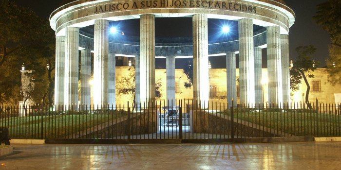 1600x1200 Rotonda de los Jaliscienses Ilustres - Wikipedia