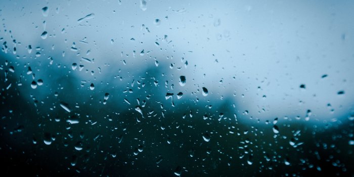 5616x3744 5379325 6000x4000 #pool, #lake, #umbrella, #rain, #Creative Commons