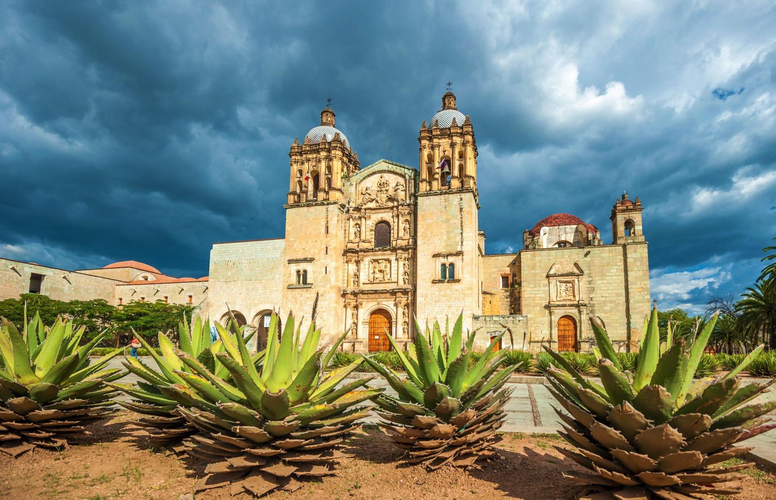 3000x1935 Mexican Temple HD Wallpaper | Background Image | 3000x1935 | ID