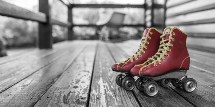 5286x3524 Red leather roller skate on wooden panel HD wallpaper | Wallpaper Flare