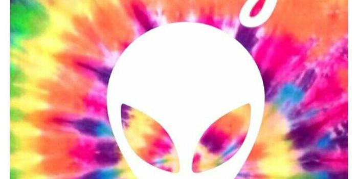1080x1920 65+ Trippy Alien Wallpapers on WallpaperPlay