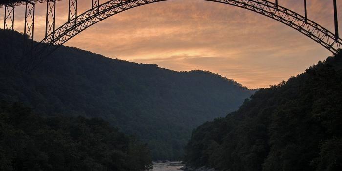 1024x768 New-River-Gorge-Bridge-Desktop-Wallpaper |