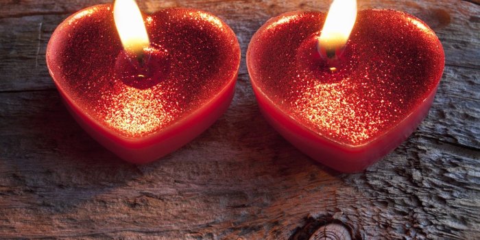 1332x850 Wallpaper romance, heart, candles, light, heart, romantic
