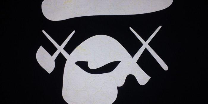 1600x1200 Kaws IPhone Wallpapers