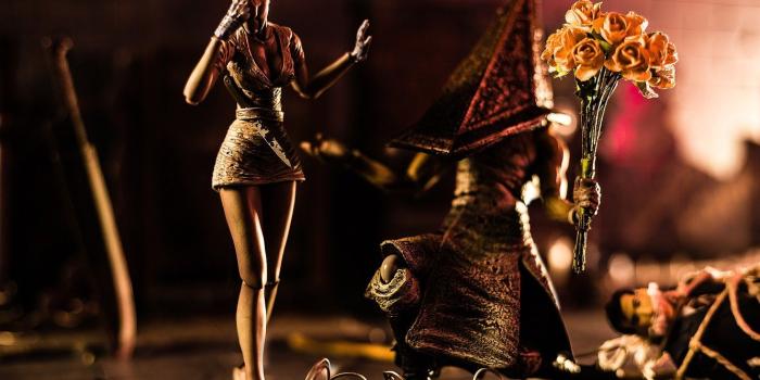 1332x850 Wallpaper romance, bouquet, horror, game, nurse, Silent Hill