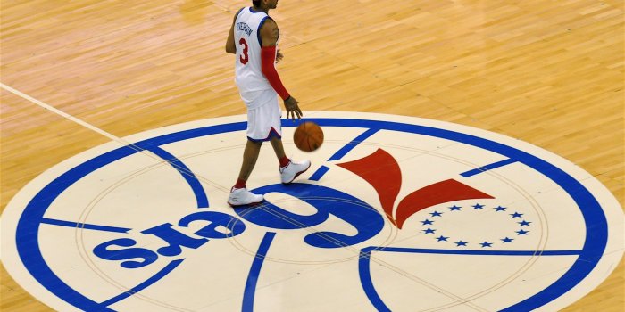 2661x1713 Men's White, Blue, And Red Philadelphia 76ers Jersey - Allen Iverson