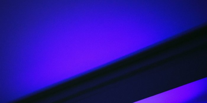 1125x2436 Wallpapers of the week: neon signs