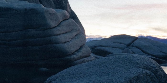 1125x2438 Download The New Default iOS 12 Wallpaper For iPhone, iPad And Mac