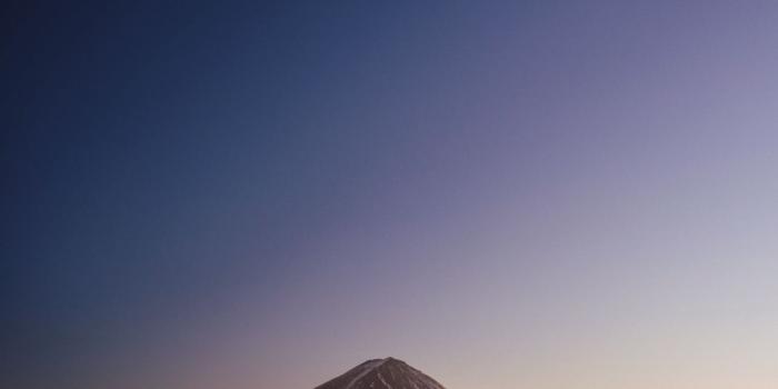 1280x1024 Download 1280x1024 wallpaper mount fuji, nature, blue sky, minimal