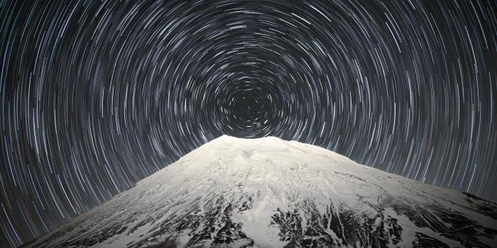 3840x2160 Get Sky full of stars above Mount Fuji Wallpapers HD Wallpapers