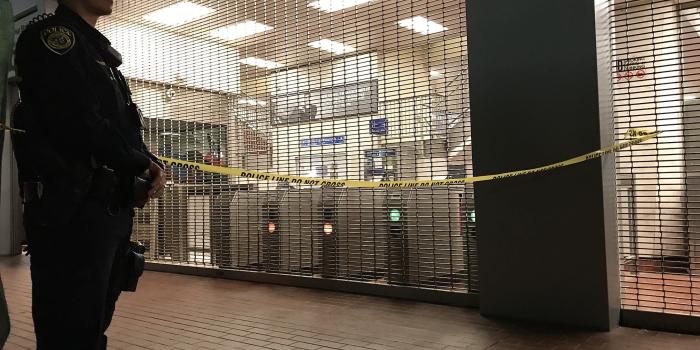 2048x1536 Man stabs 2 women at Oakland MacArthur BART Station — 1 dies - SFGate