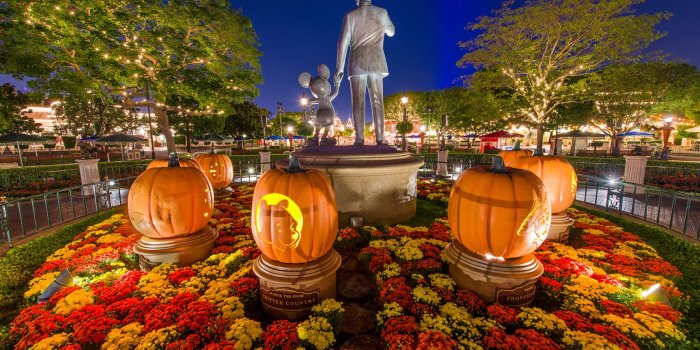 1680x1050 Disneyland at Halloween Time widescreen wallpaper